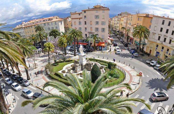 Chambre Cozy Et Confortable Au Coeur D'Ajaccio Apartment Ajaccio  Exterior photo
